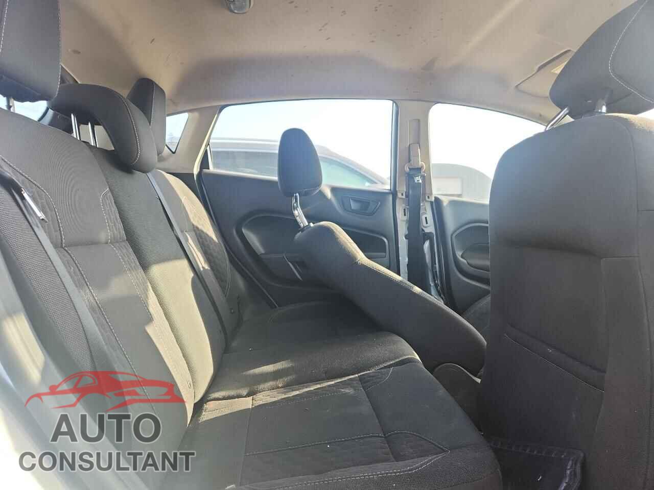 FORD FIESTA 2019 - 3FADP4EJ2KM107322