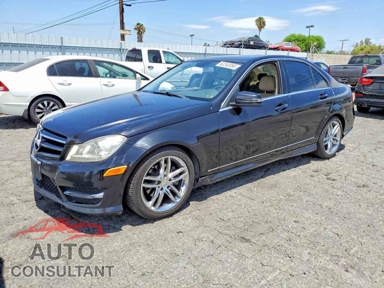 MERCEDES-BENZ C-CLASS 2014 - WDDGF4HB8EA900324