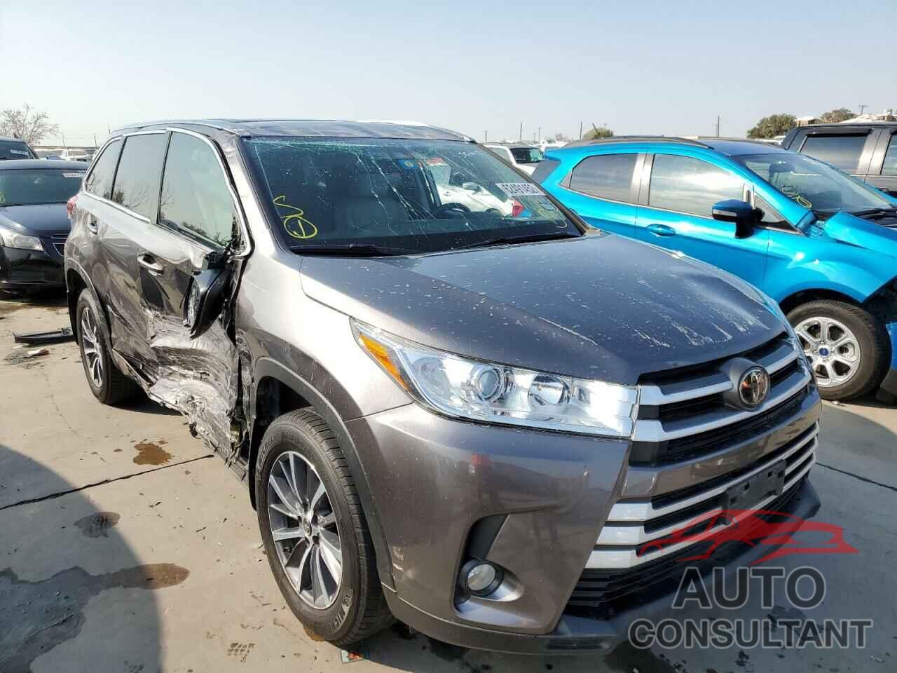 TOYOTA HIGHLANDER 2018 - 5TDKZRFH7JS540654