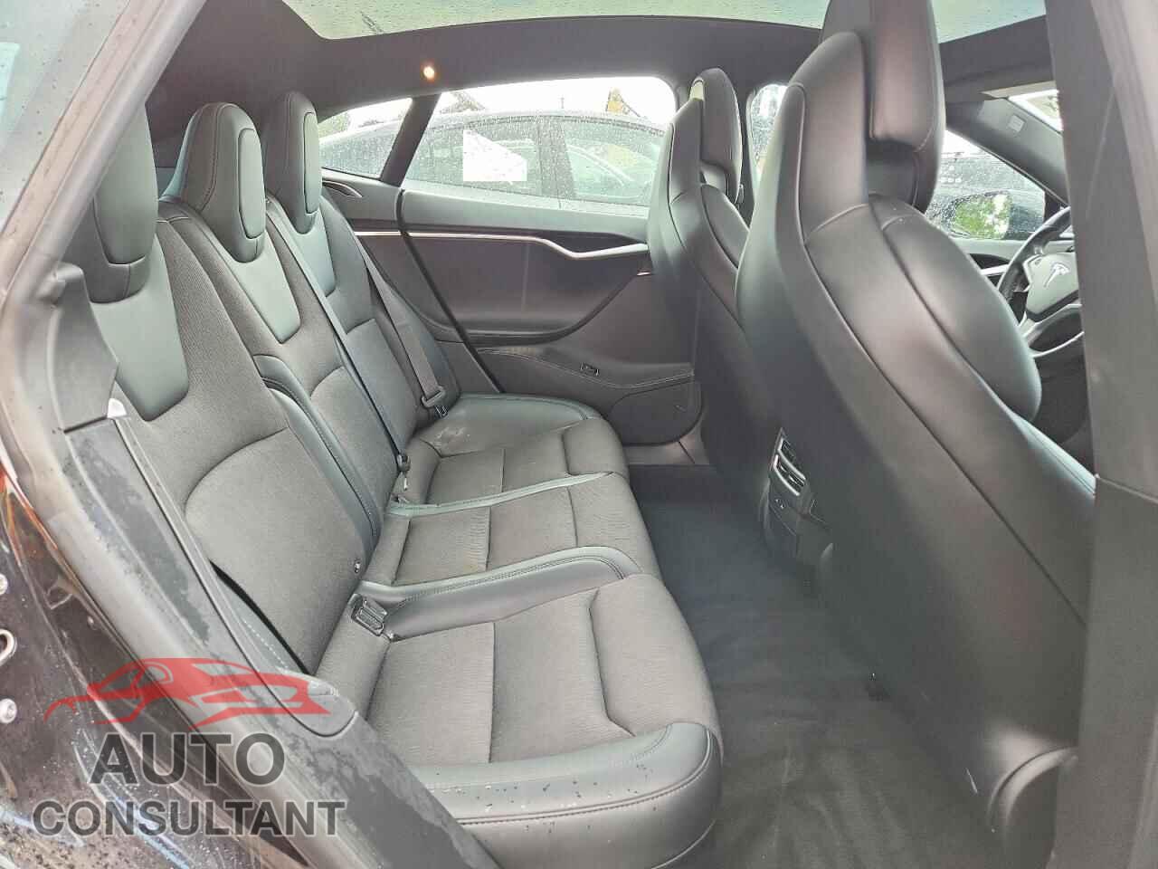 TESLA MODEL S 2017 - 5YJSA1E22HF229900