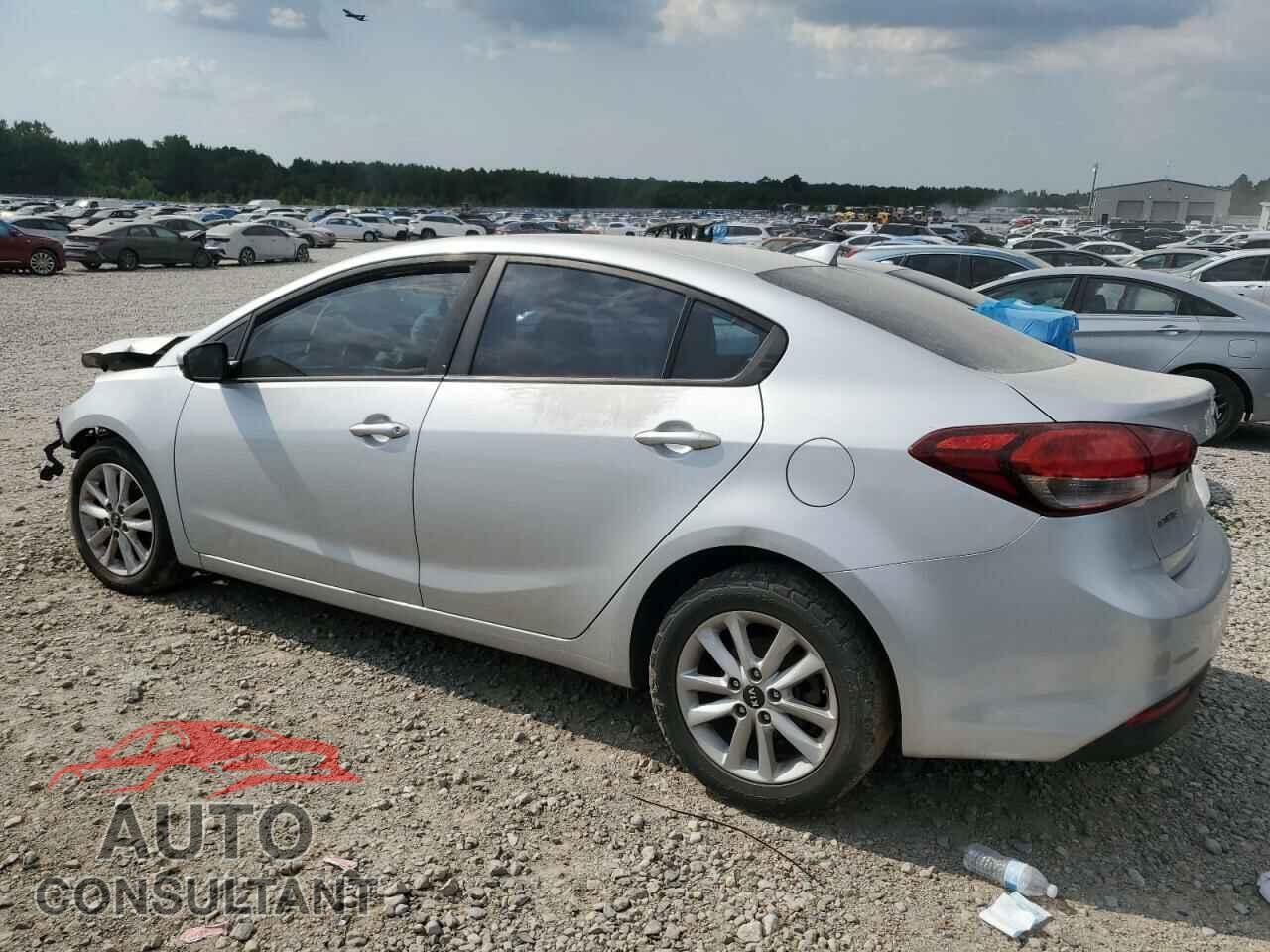 KIA FORTE 2017 - 3KPFL4A79HE127899