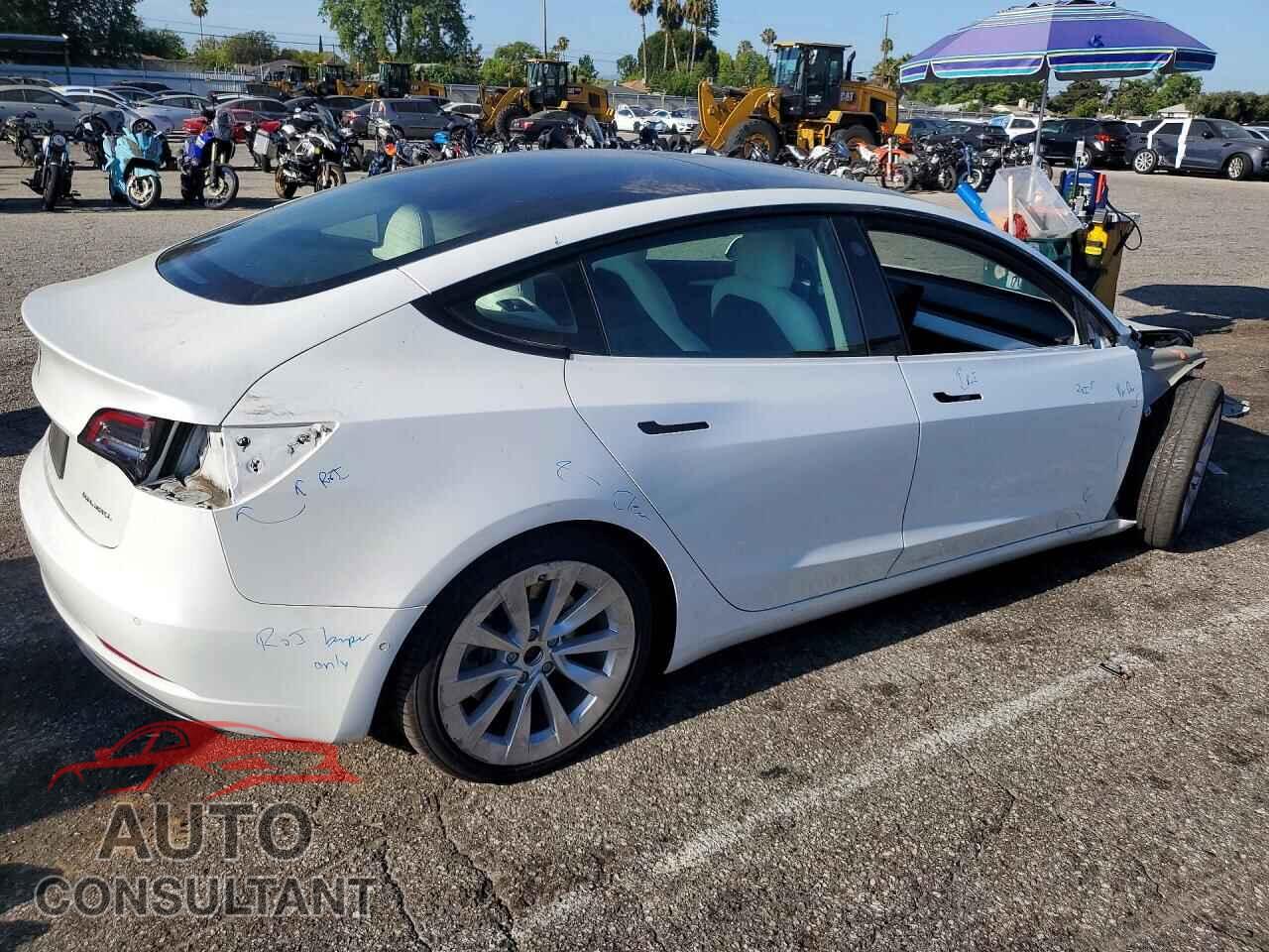 TESLA MODEL 3 2022 - 5YJ3E1EB5NF103762