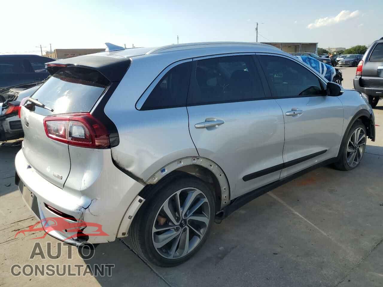 KIA NIRO 2018 - KNDCE3LC2J5164540