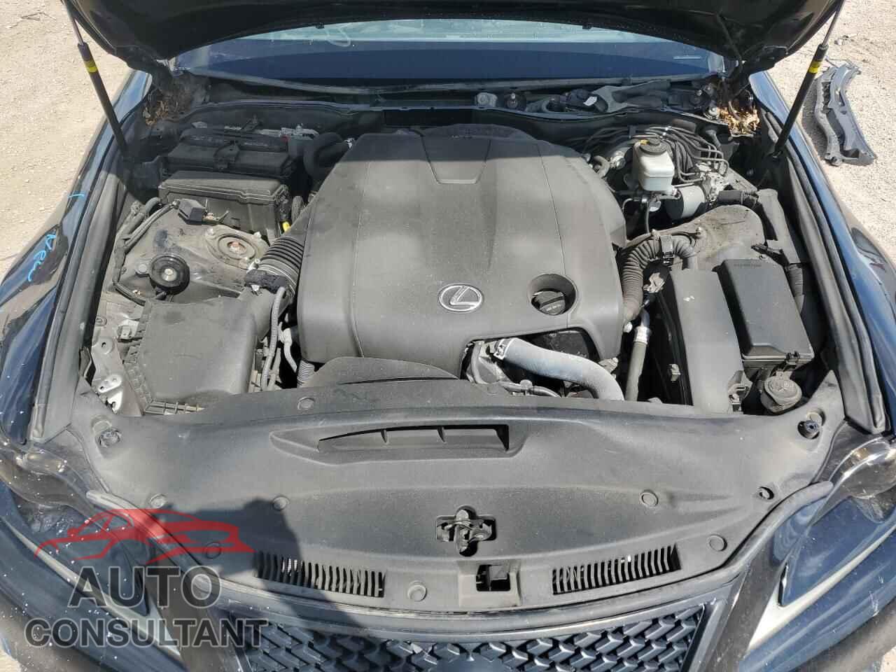 LEXUS IS 2014 - JTHCF1D24E5011914