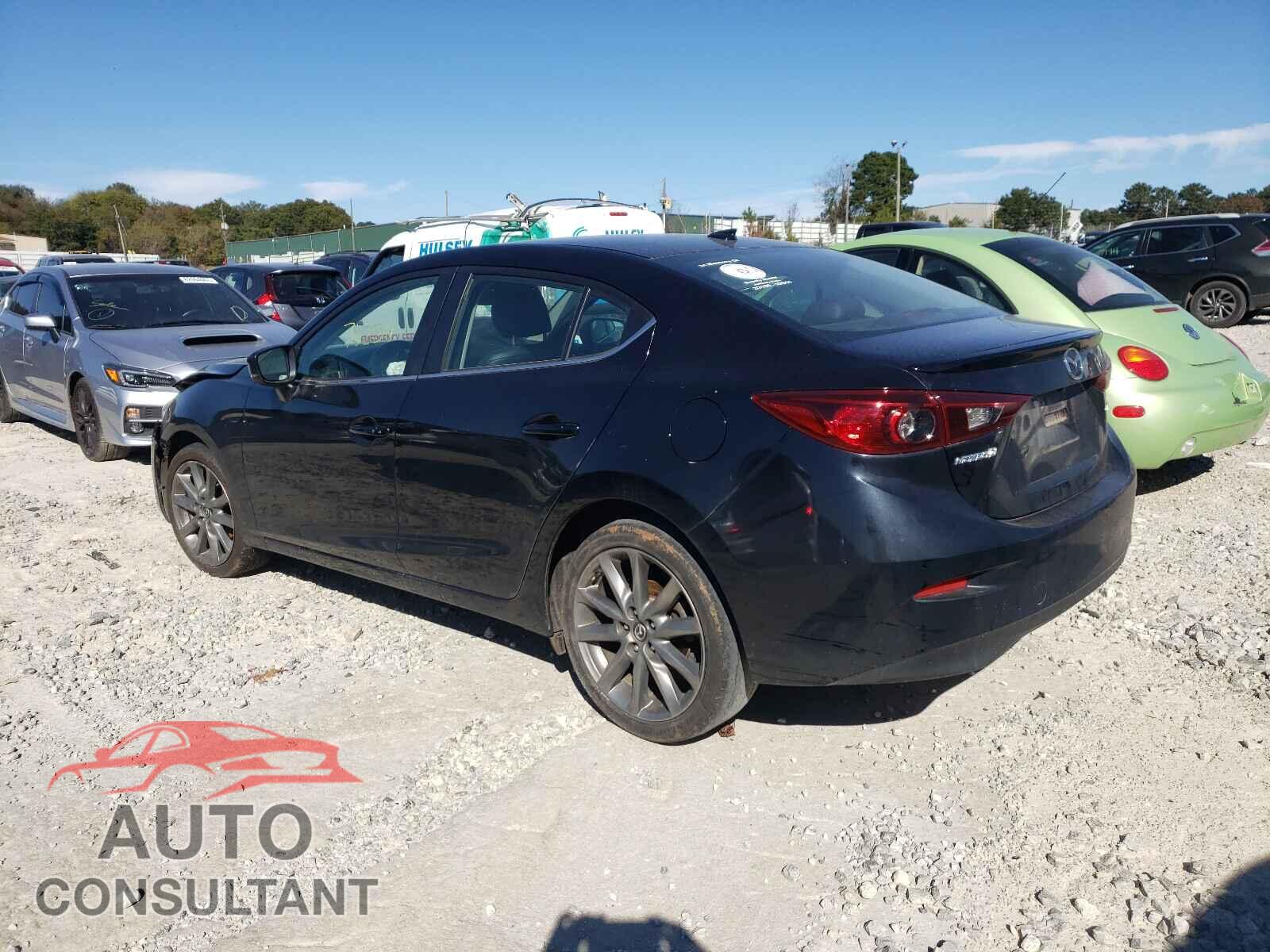 MAZDA 3 2018 - 3MZBN1V32JM169709