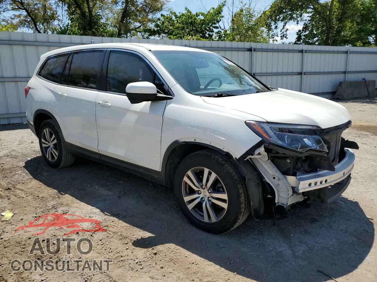 HONDA PILOT 2017 - 5FNYF6H54HB098595