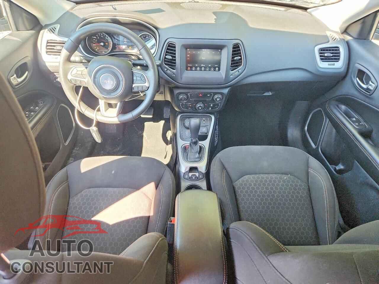JEEP COMPASS 2020 - 3C4NJDAB9LT210159