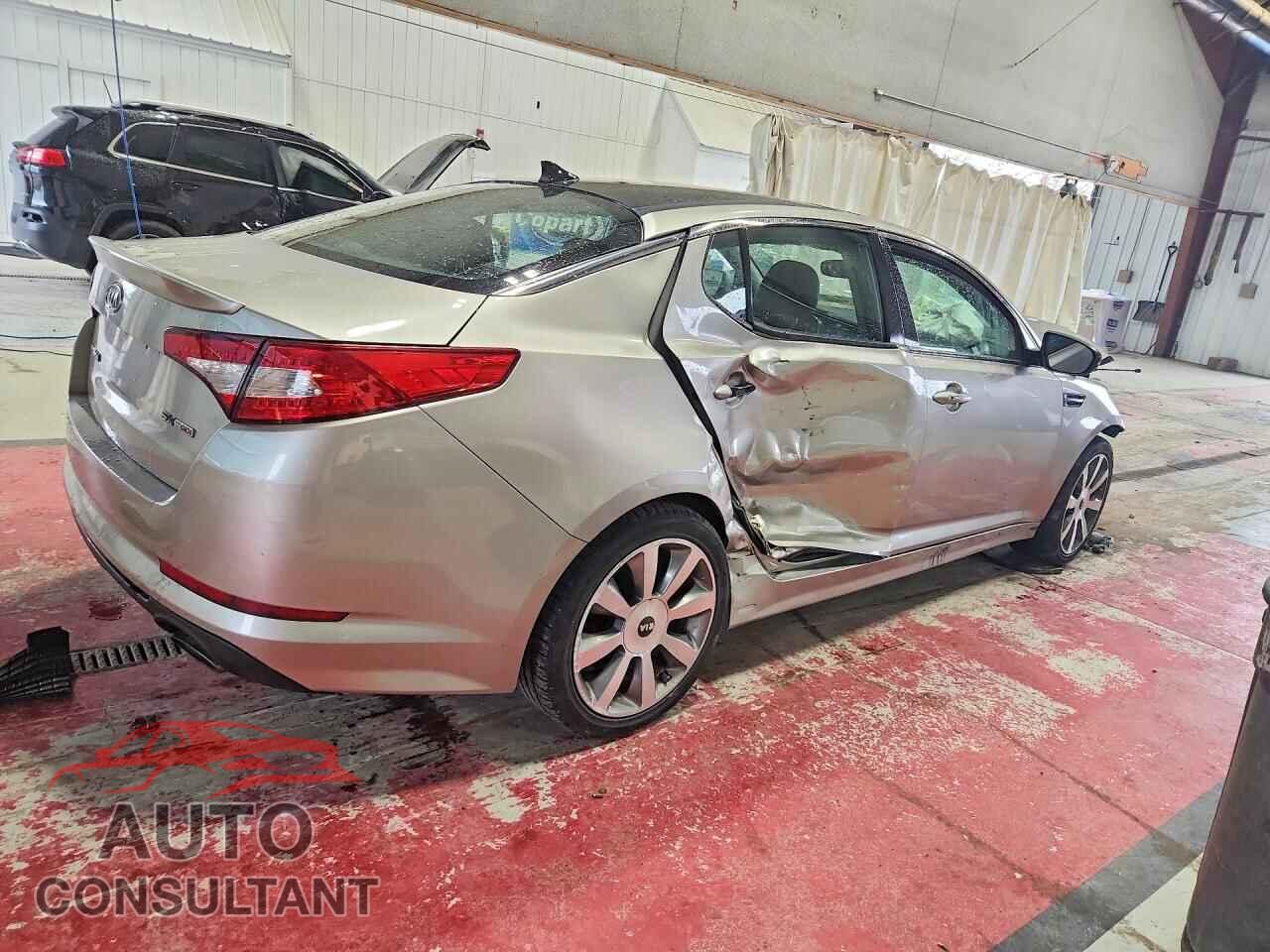 KIA OPTIMA 2011 - KNAGR4A67B5134036