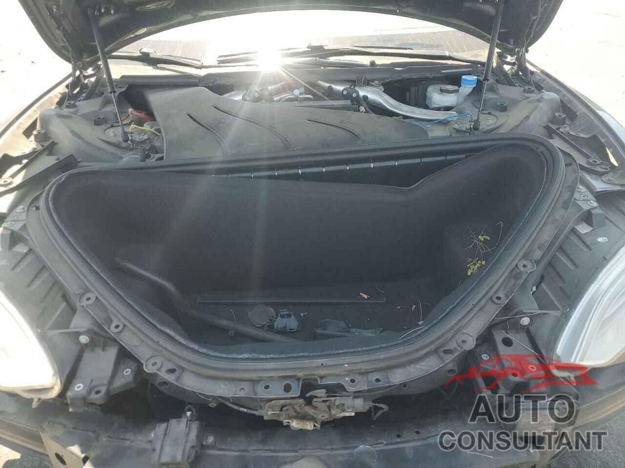 TESLA MODEL S 2018 - 5YJSA1E25JF243778
