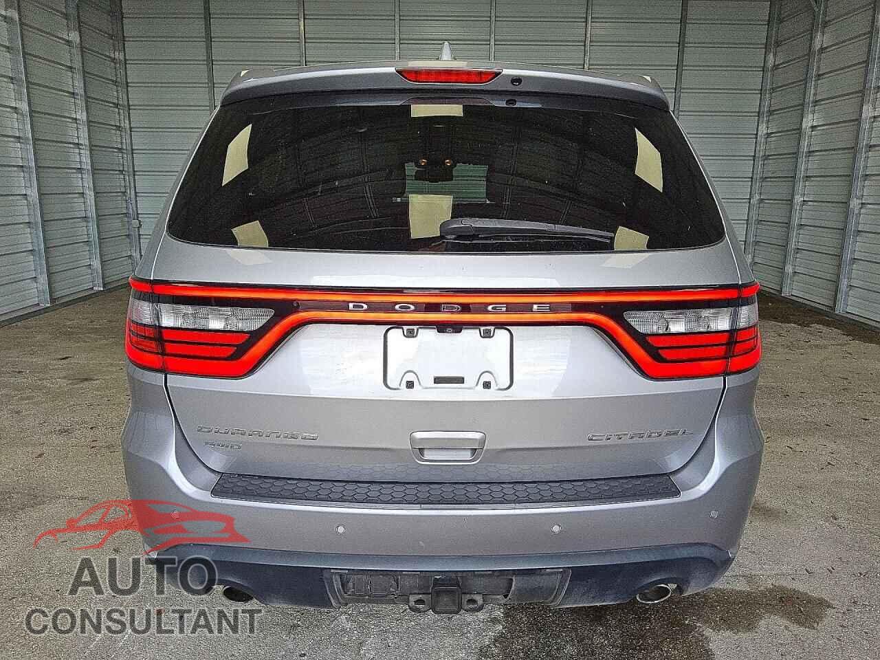DODGE DURANGO 2015 - 1C4SDJETXFC688487