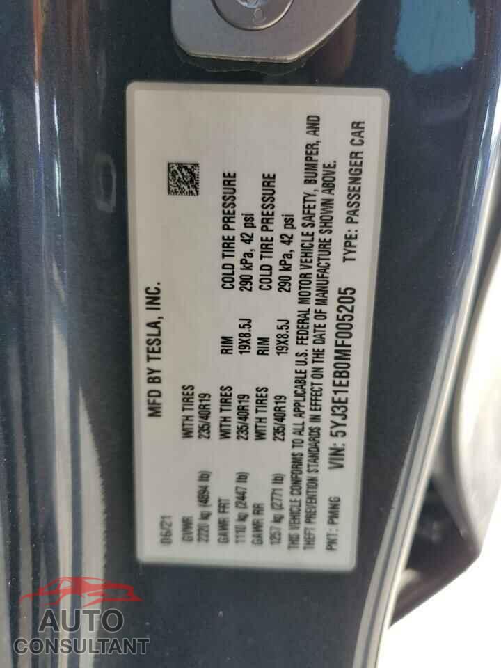 TESLA MODEL 3 2021 - 5YJ3E1EB0MF005205