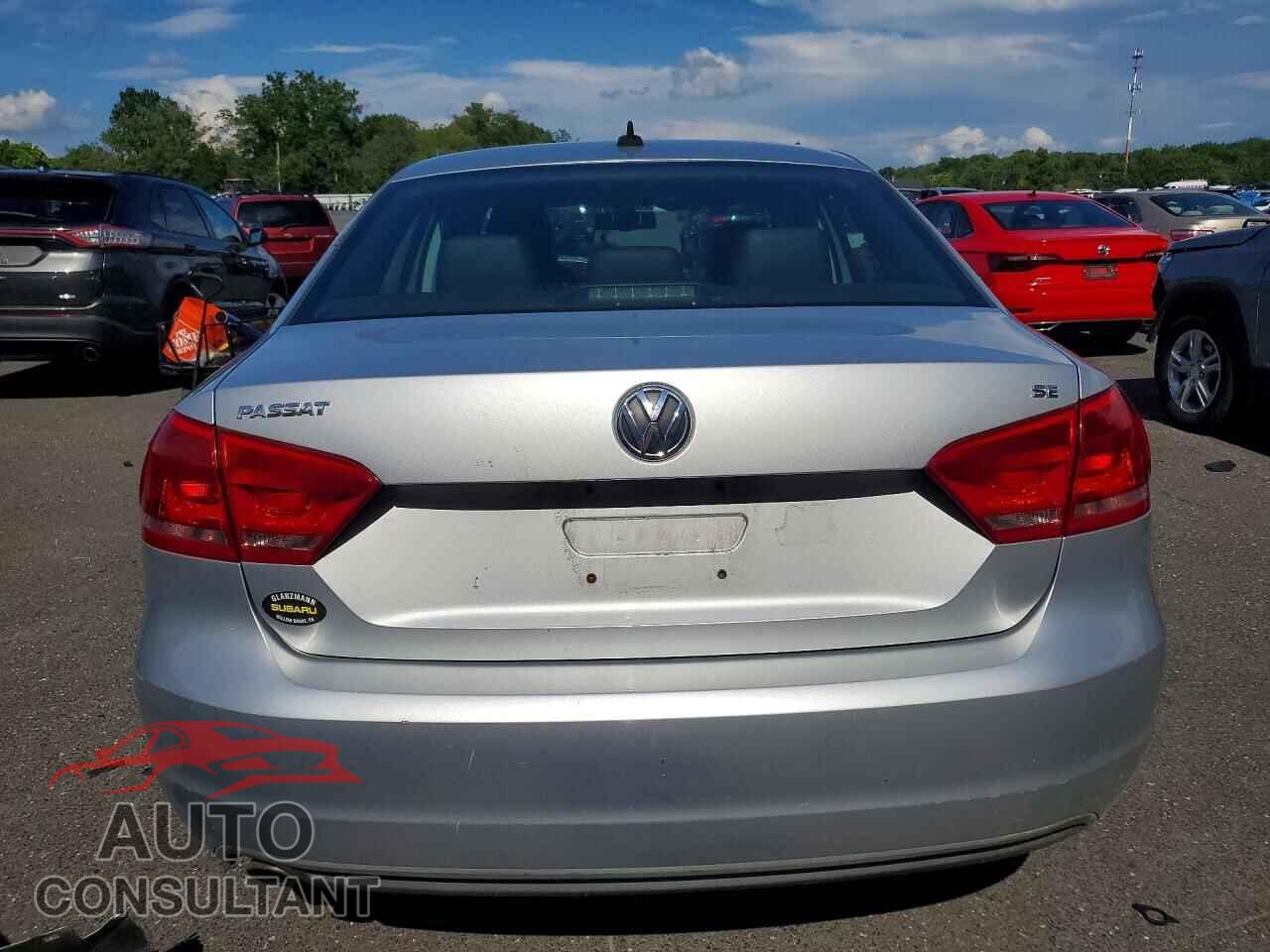 VOLKSWAGEN PASSAT 2012 - 1VWBP7A34CC089271