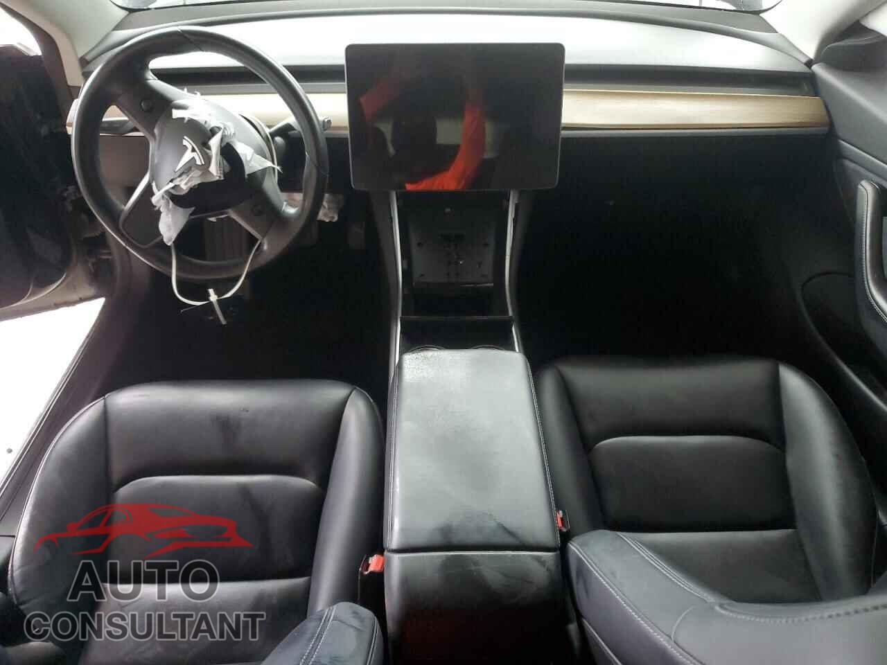 TESLA MODEL 3 2018 - 5YJ3E1EA6JF070109