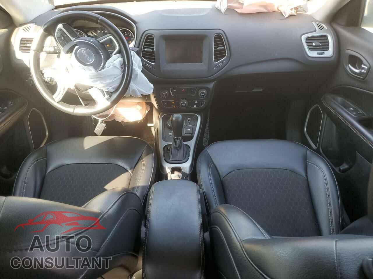 JEEP COMPASS 2019 - 3C4NJDBB5KT776588