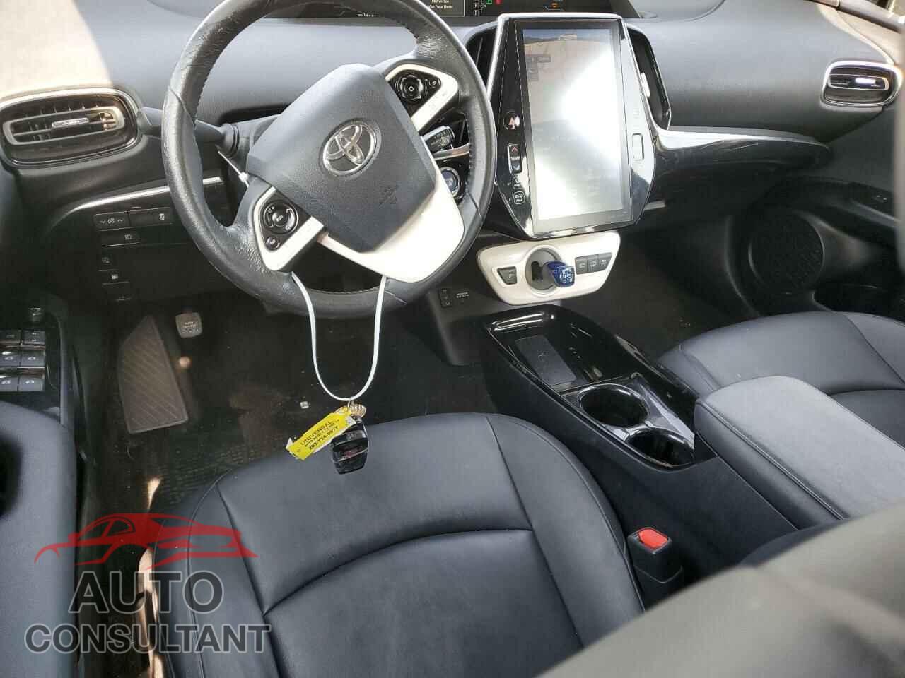 TOYOTA PRIUS 2017 - JTDKARFP5H3001069