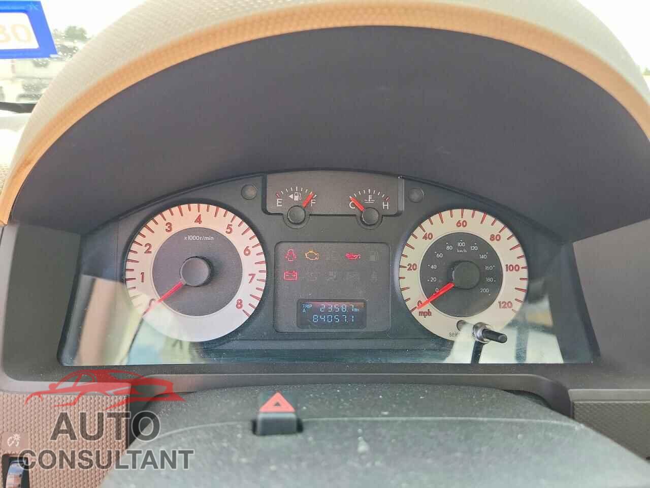 MAZDA TRIBUTE 2009 - 4F2CZ06G89KM00154