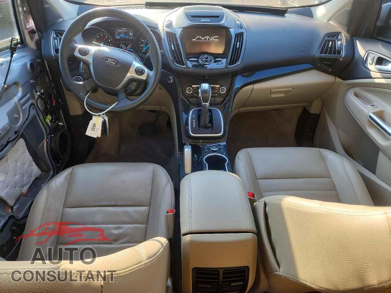 FORD ESCAPE 2014 - 1FMCU0J97EUB56076