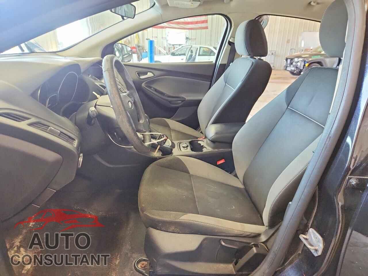 FORD FOCUS 2014 - 1FADP3F2XEL160227