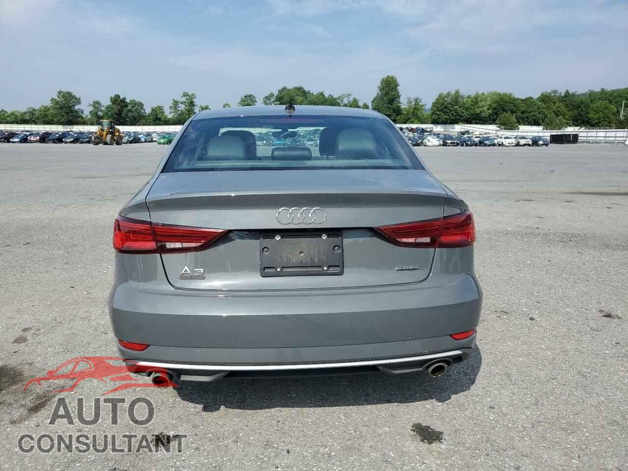 AUDI A3 2019 - WAUBEGFF8K1020604