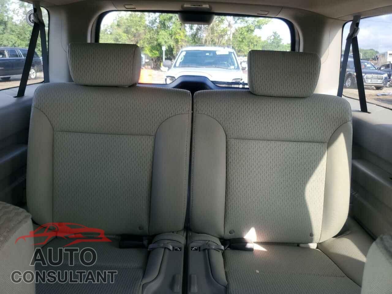 HONDA ELEMENT 2011 - 5J6YH2H78BL004320