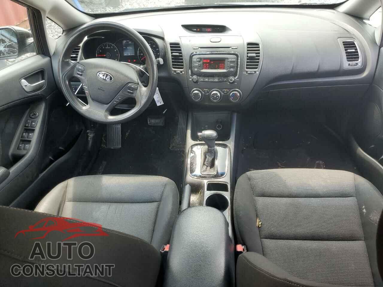 KIA FORTE 2017 - 3KPFK4A79HE017308