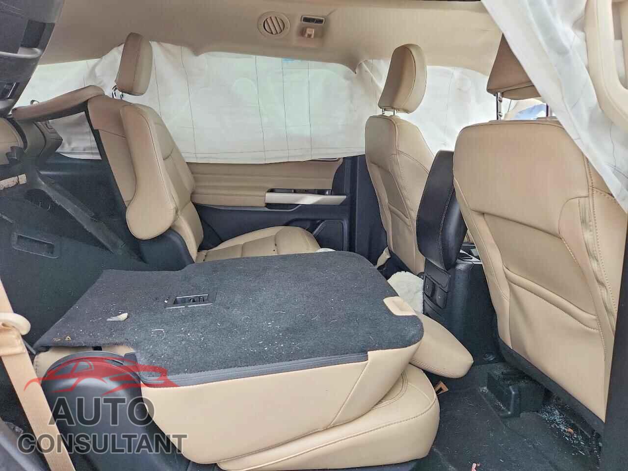 FORD EXPLORER 2022 - 1FMSK8DH8NGB61143