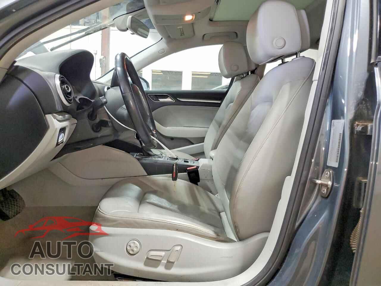 AUDI A3 2016 - WAUA7HFF7G1050860