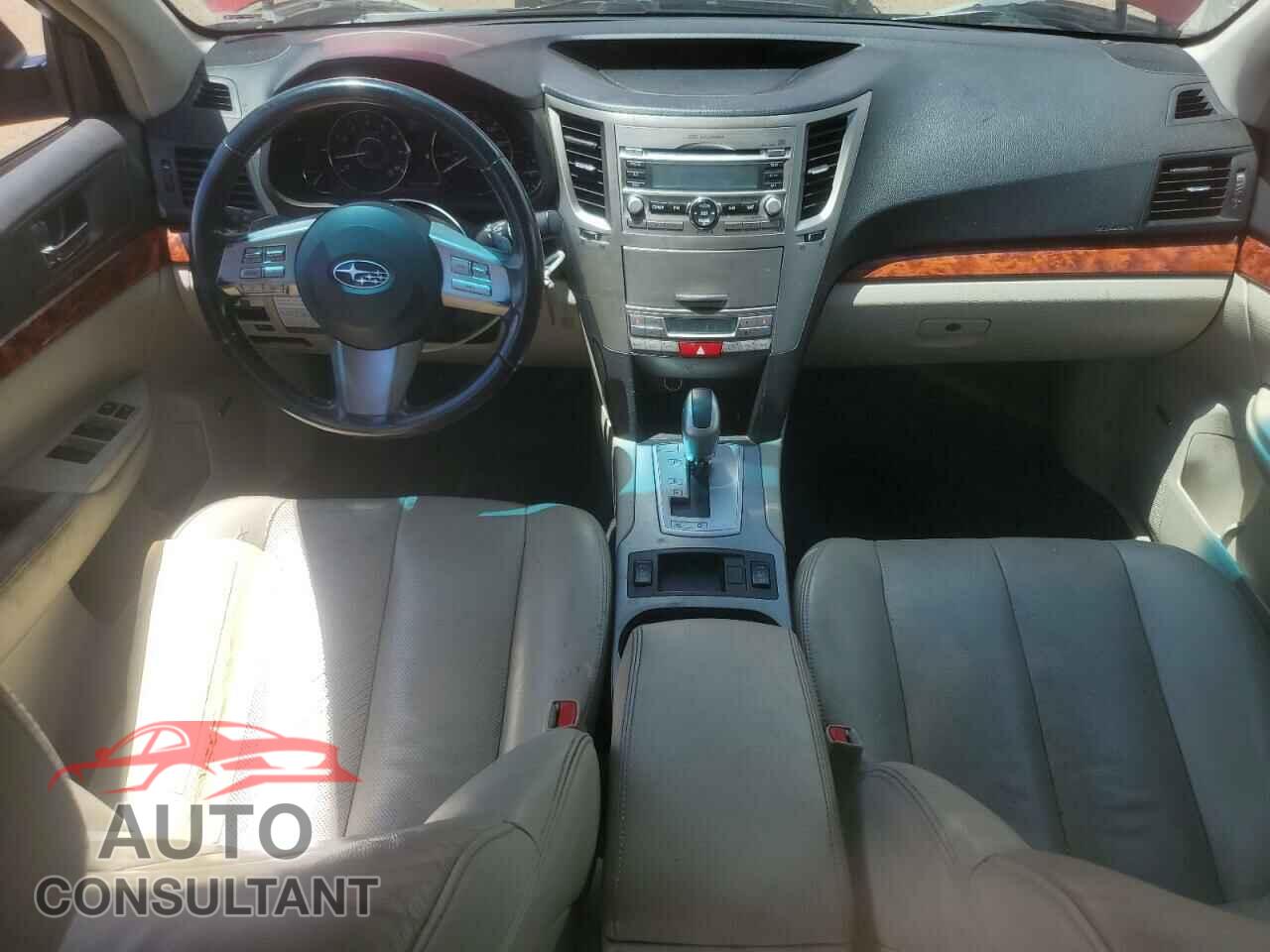 SUBARU OUTBACK 2011 - 4S4BRBKC1B3310608