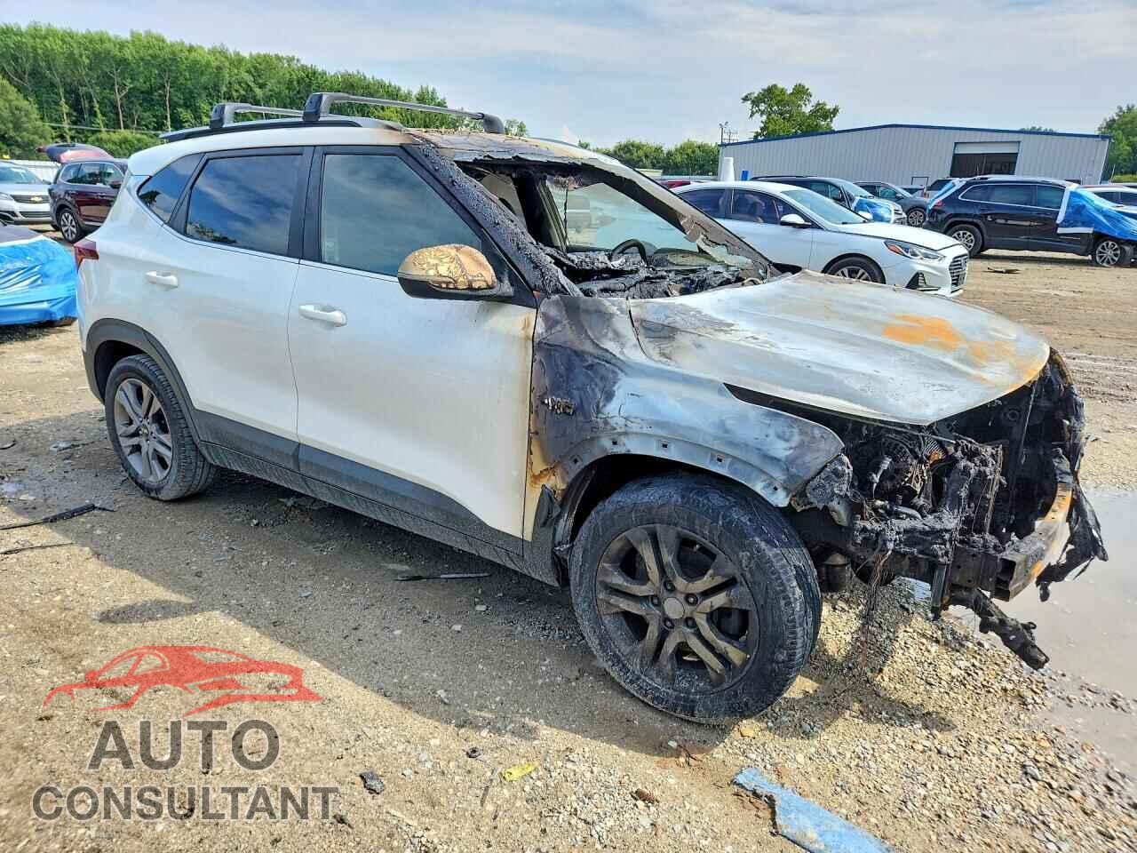 KIA SELTOS 2021 - KNDEUCAA2M7082829