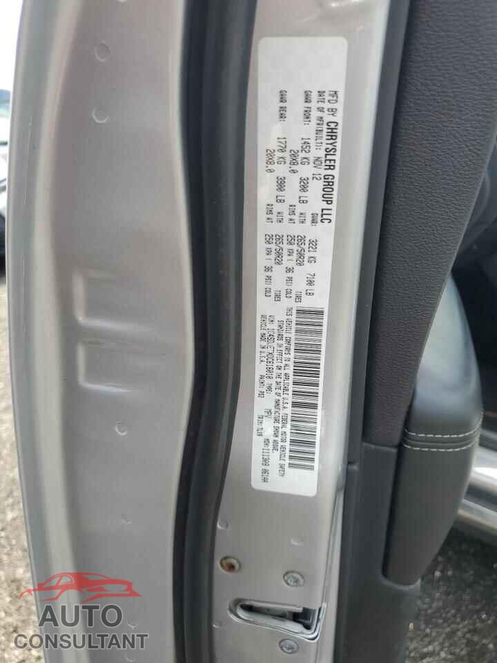 DODGE DURANGO 2013 - 1C4SDJETXDC616010