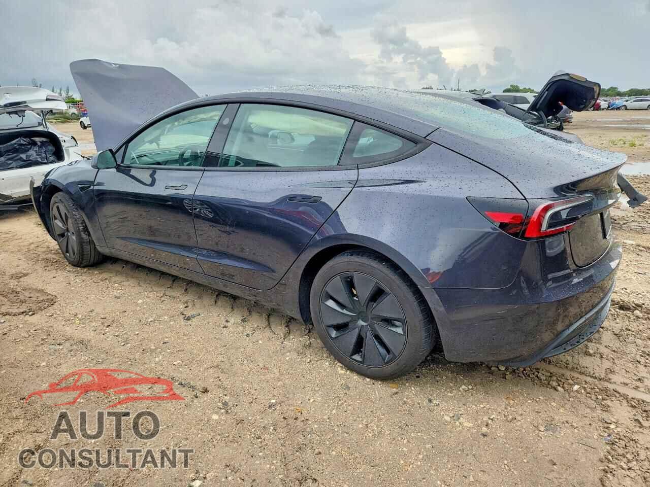 TESLA MODEL 3 2025 - 5YJ3E1EA6SF977203