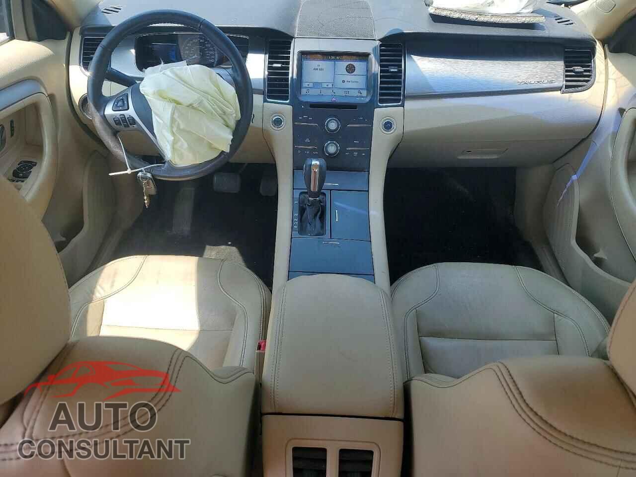 FORD TAURUS 2016 - 1FAHP2E89GG128043