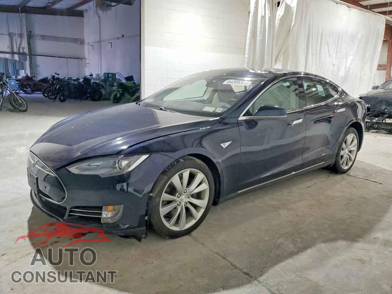 TESLA MODEL S 2015 - 5YJSA1H27FF082062