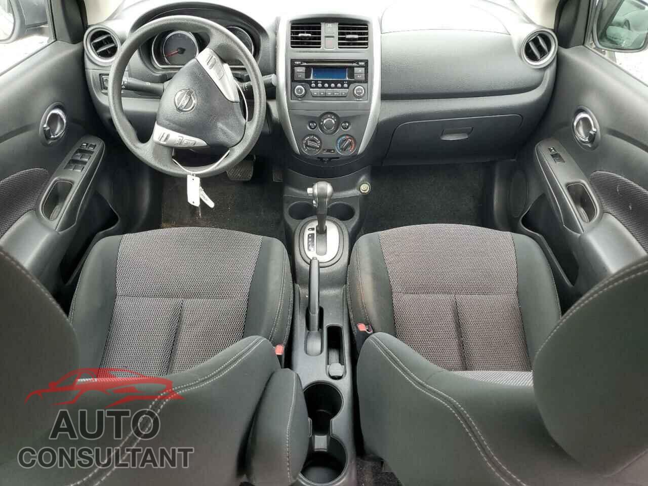 NISSAN VERSA 2017 - 3N1CN7AP3HL890899