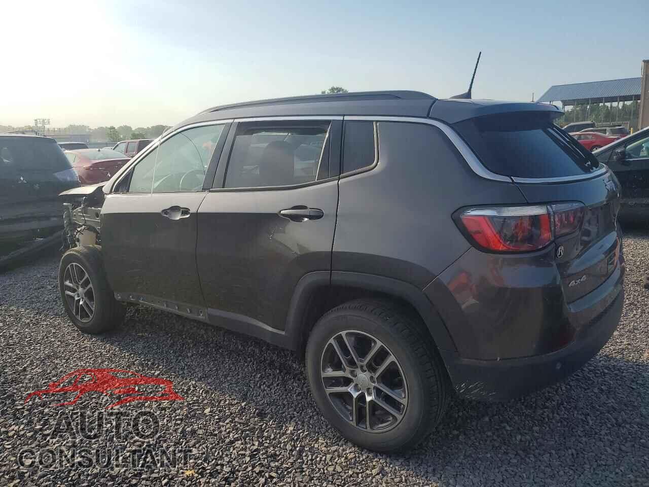 JEEP COMPASS 2019 - 3C4NJDBB4KT729066