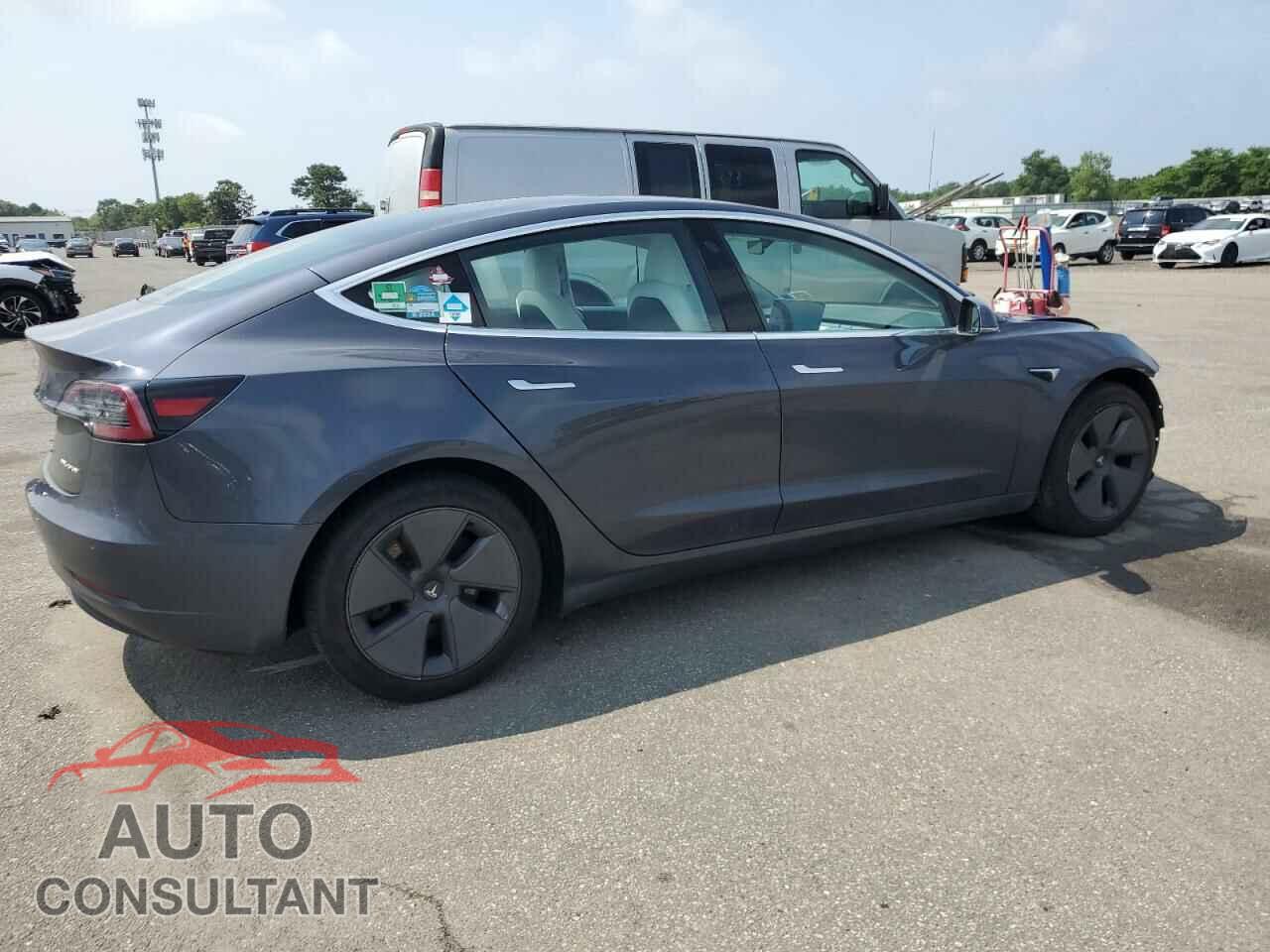TESLA MODEL 3 2018 - 5YJ3E1EB3JF085594
