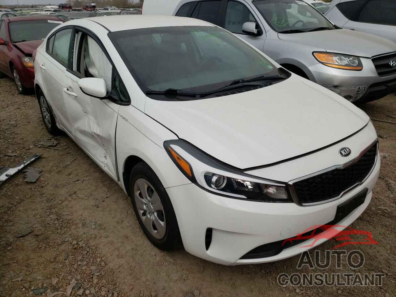 KIA FORTE 2018 - 3KPFL4A74JE196893