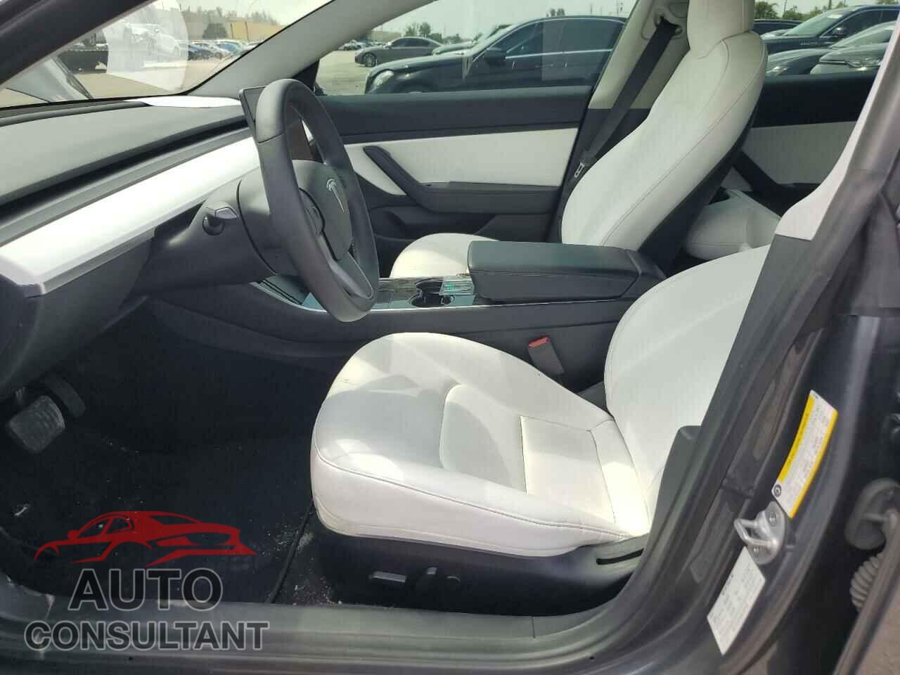 TESLA MODEL 3 2020 - 5YJ3E1EB3LF621852