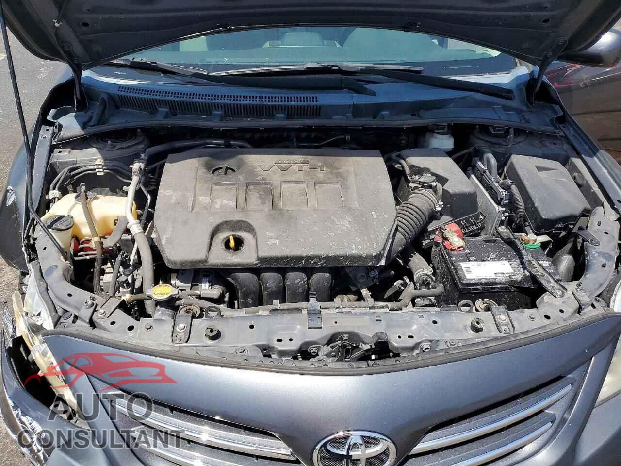 TOYOTA COROLLA 2013 - 2T1BU4EE3DC127250