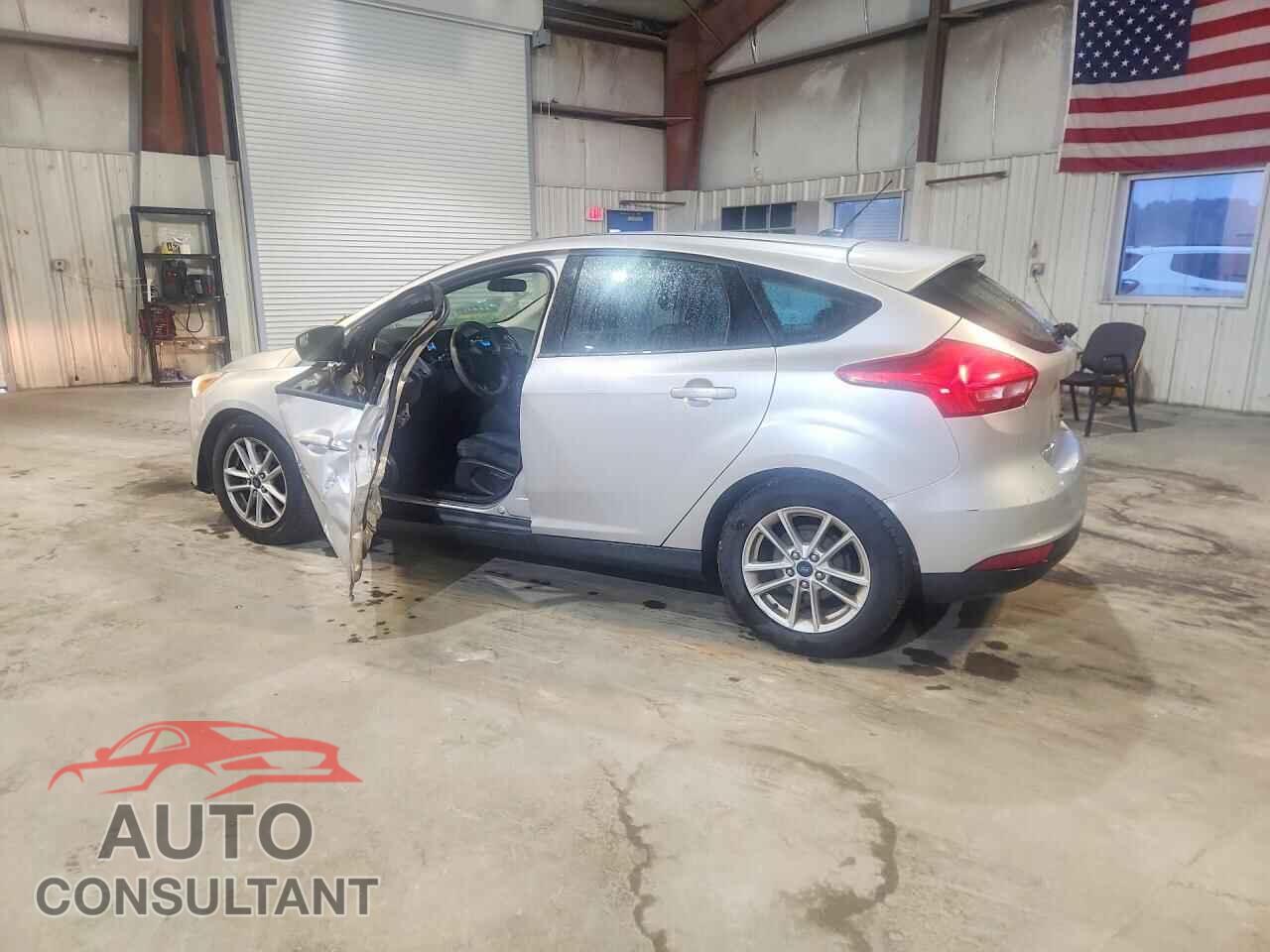 FORD FOCUS 2015 - 1FADP3K2XFL202175