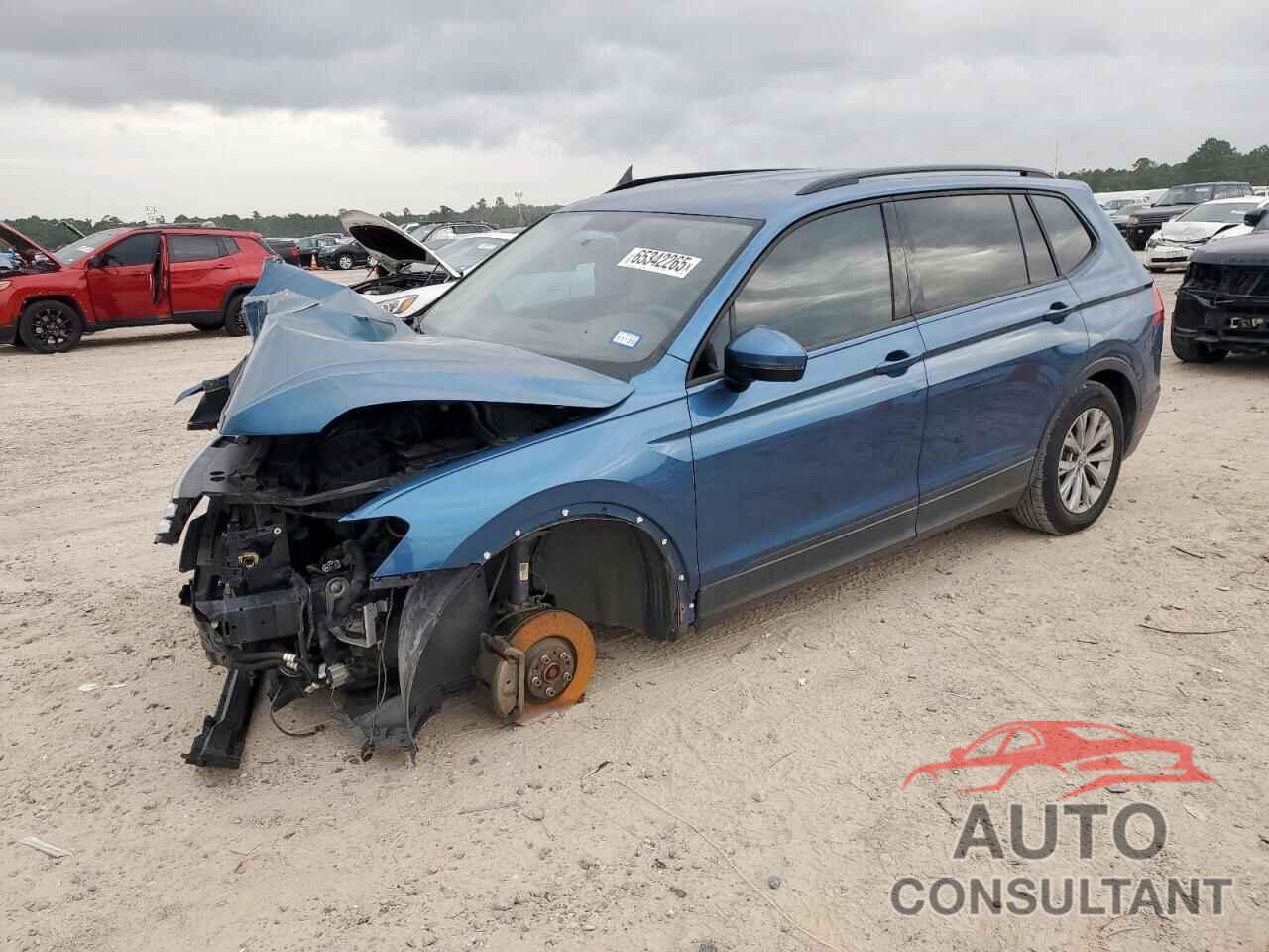 VOLKSWAGEN TIGUAN 2018 - 3VV1B7AX1JM021149