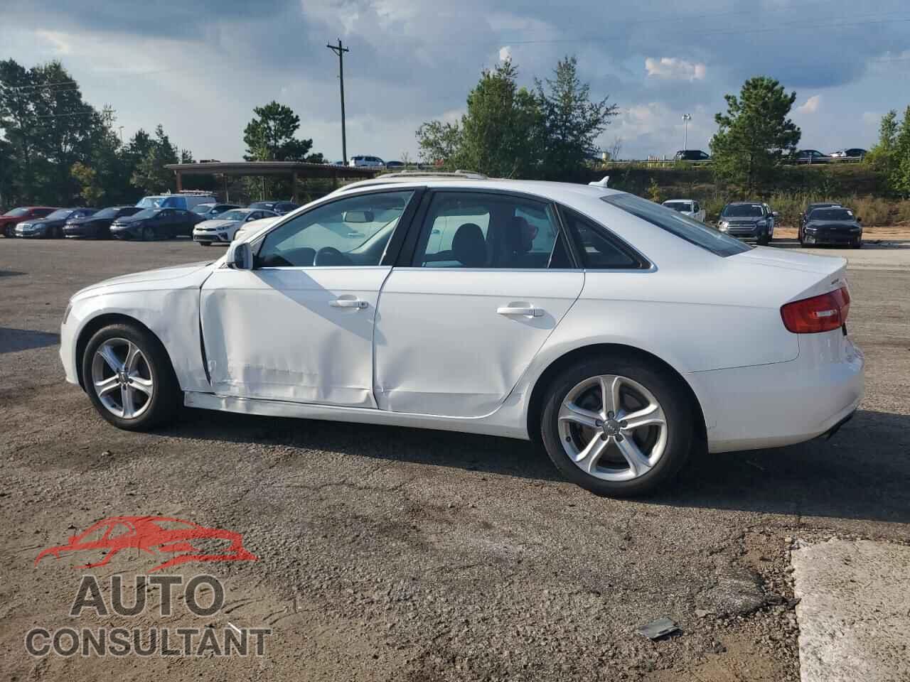 AUDI A4 2013 - WAUBFAFL6DN043312