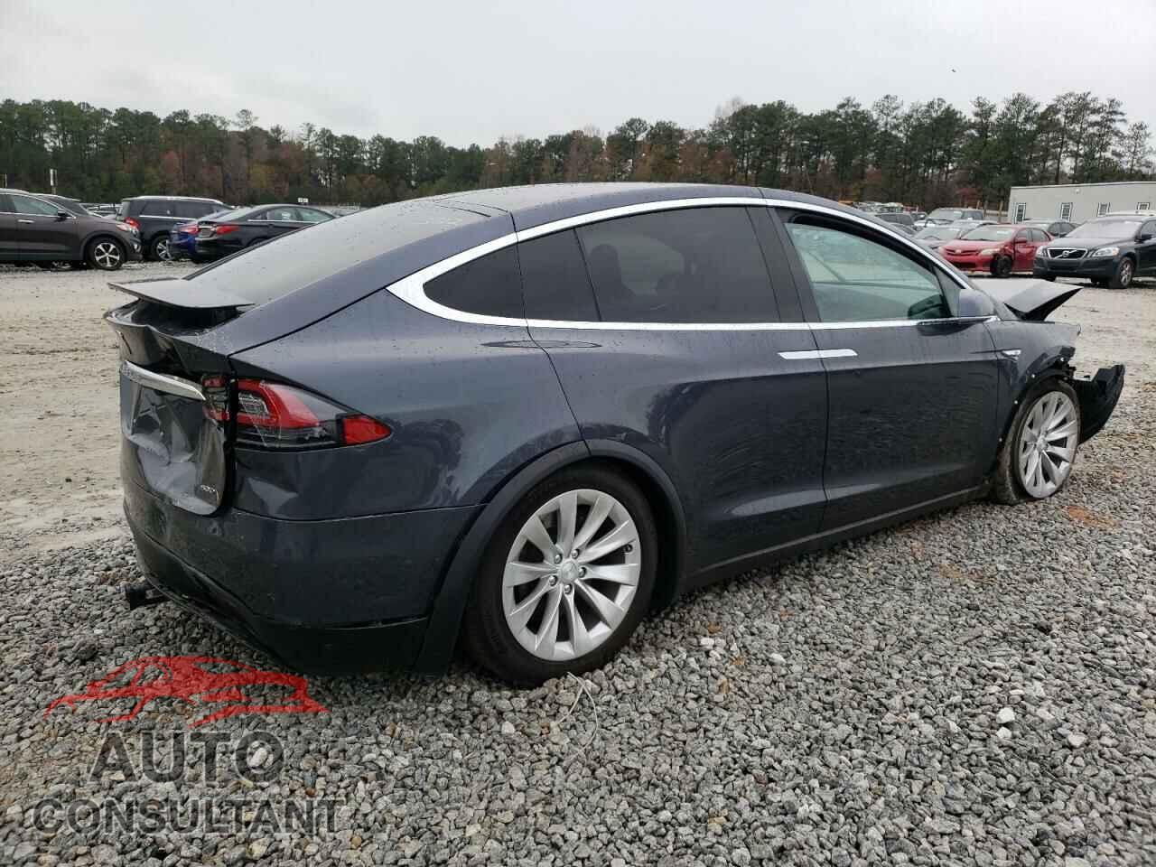 TESLA MODEL X 2016 - 5YJXCBE28GF020262