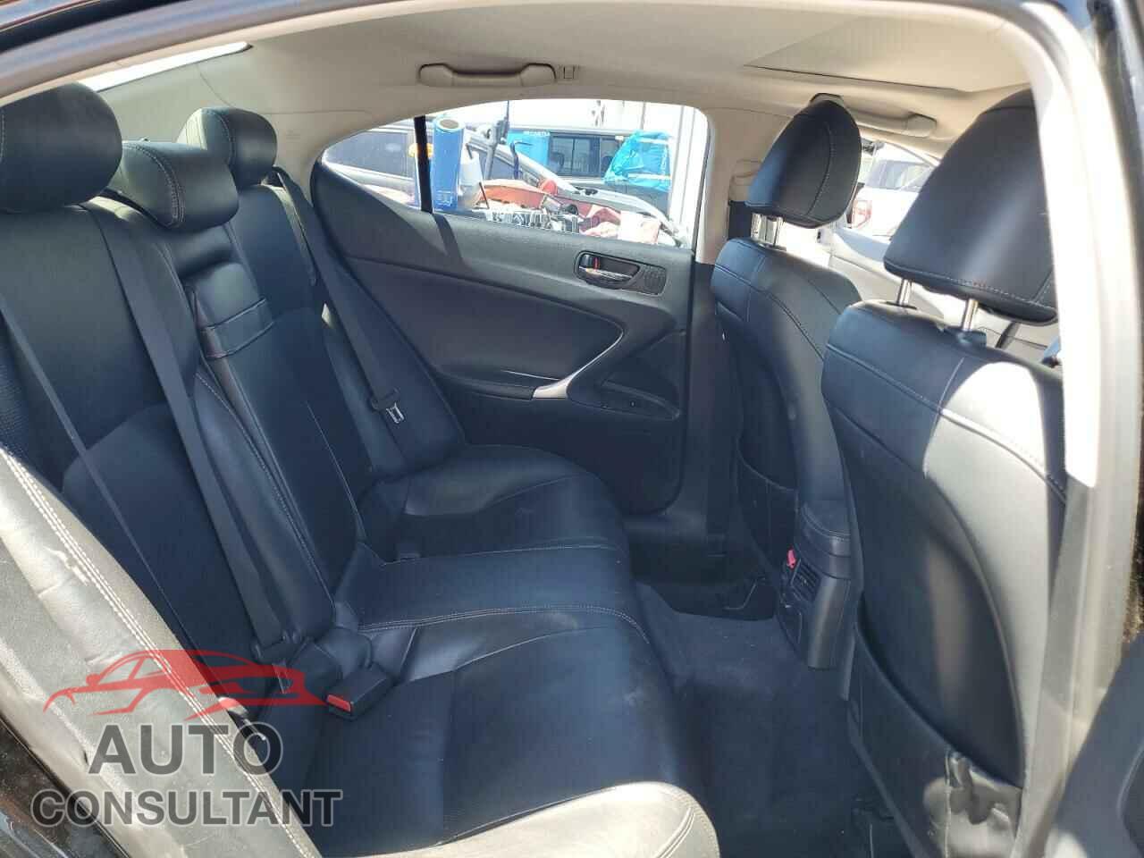 LEXUS IS 2012 - JTHBF5C2XC5160412