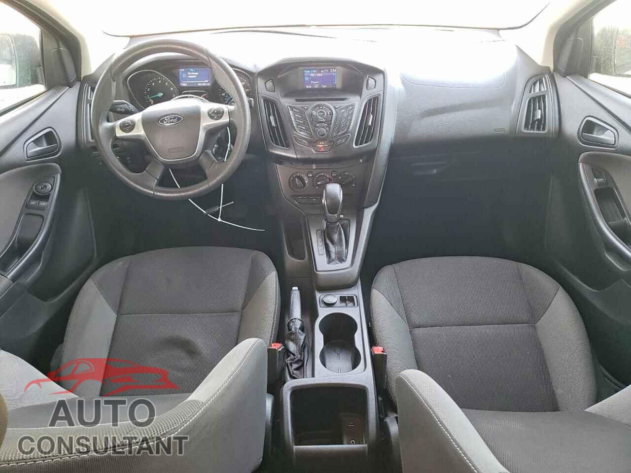 FORD FOCUS 2014 - 1FADP3E28EL150779