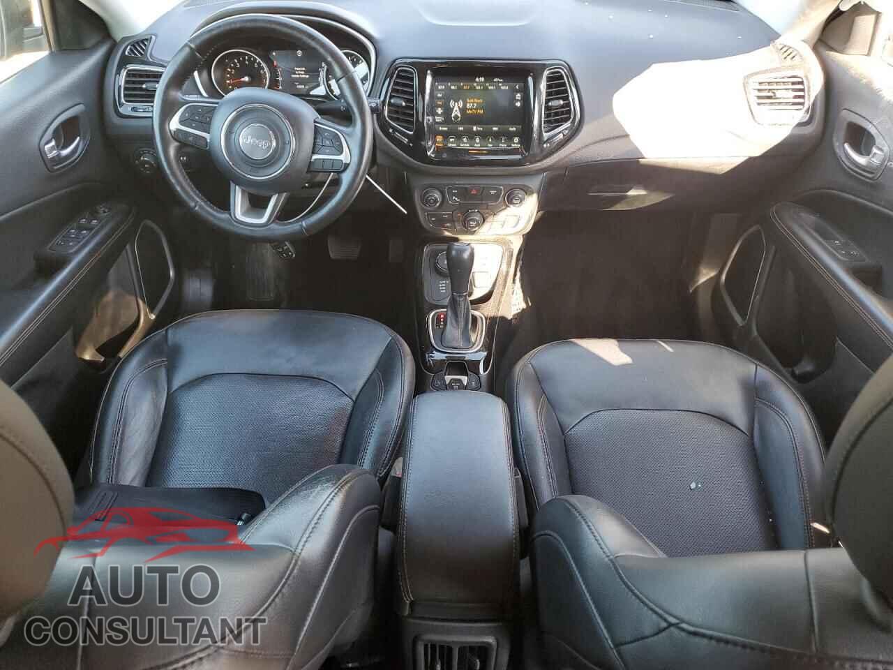 JEEP COMPASS 2018 - 3C4NJDCB0JT336727
