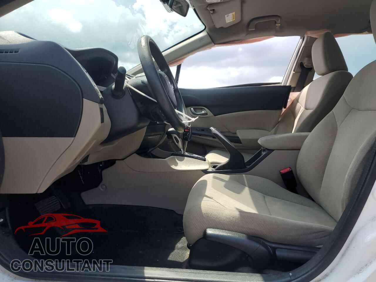 HONDA CIVIC 2013 - 2HGFB2F51DH545680