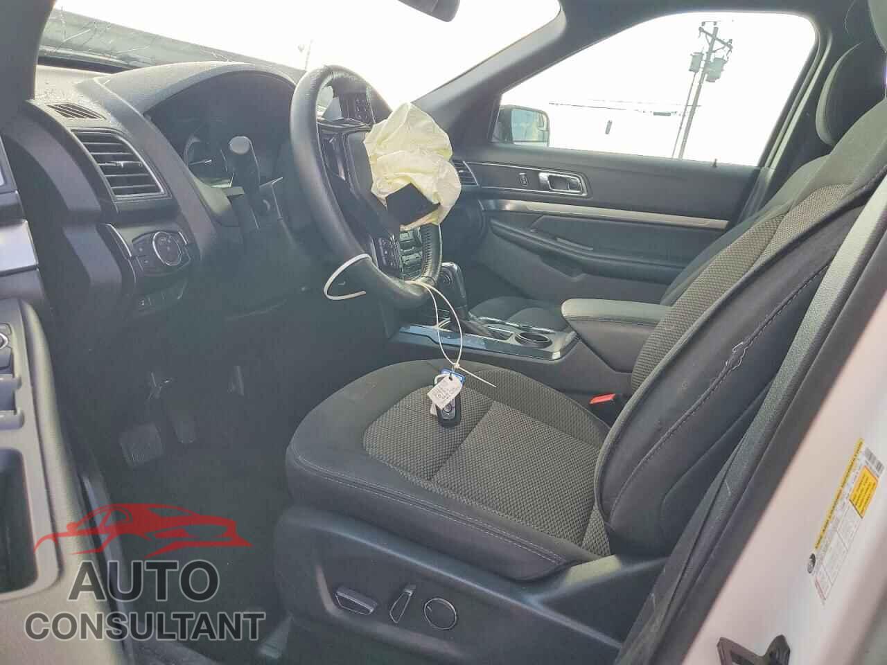 FORD EXPLORER 2018 - 1FM5K7D86JGB25999