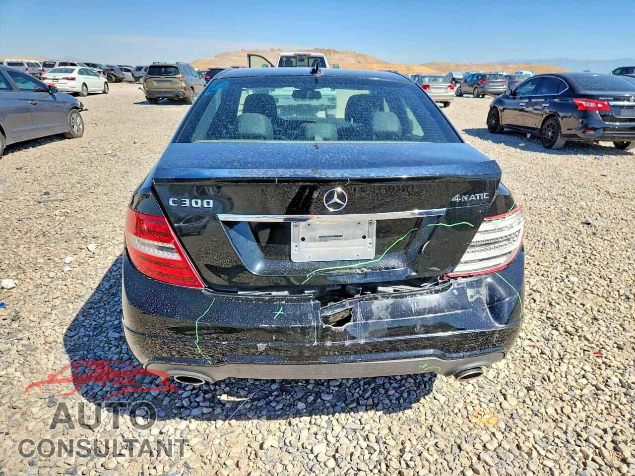 MERCEDES-BENZ C-CLASS 2013 - WDDGF8AB2DA841674