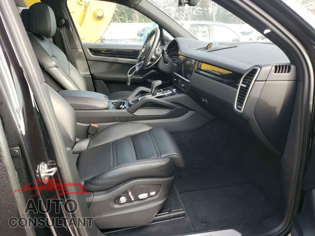 PORSCHE CAYENNE 2019 - WP1AA2AY1KDA01234
